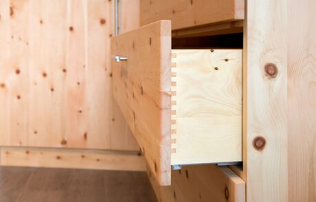 schlafzimmer-wohnzimmer-badezimmer-tischlerei-lindner-2